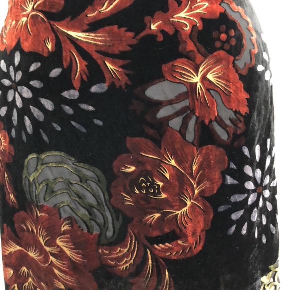 SOLD Band of Gypsies Velvet Floral Mini Skirt Size Large Black Burnt Sienna - Picture 5 of 12